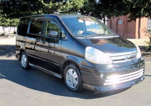 NISSAN SERENA