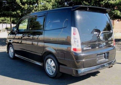 NISSAN SERENA